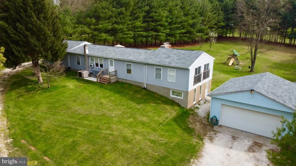 Photo of 1045 DOYLE ROAD