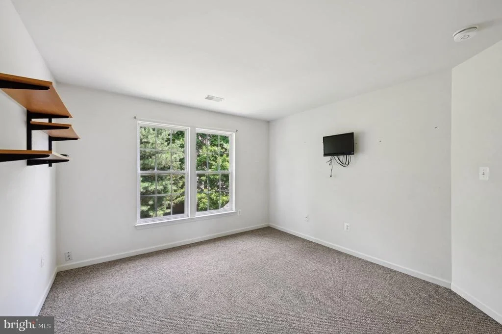 Photo of 2132 CHESTNUT LANE