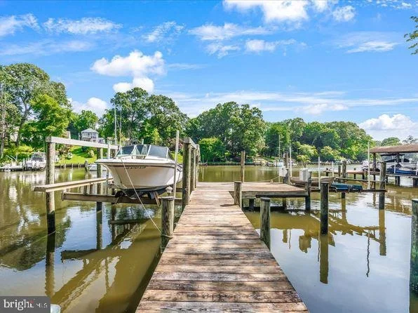Photo of 214 BAYBOURNE DRIVE