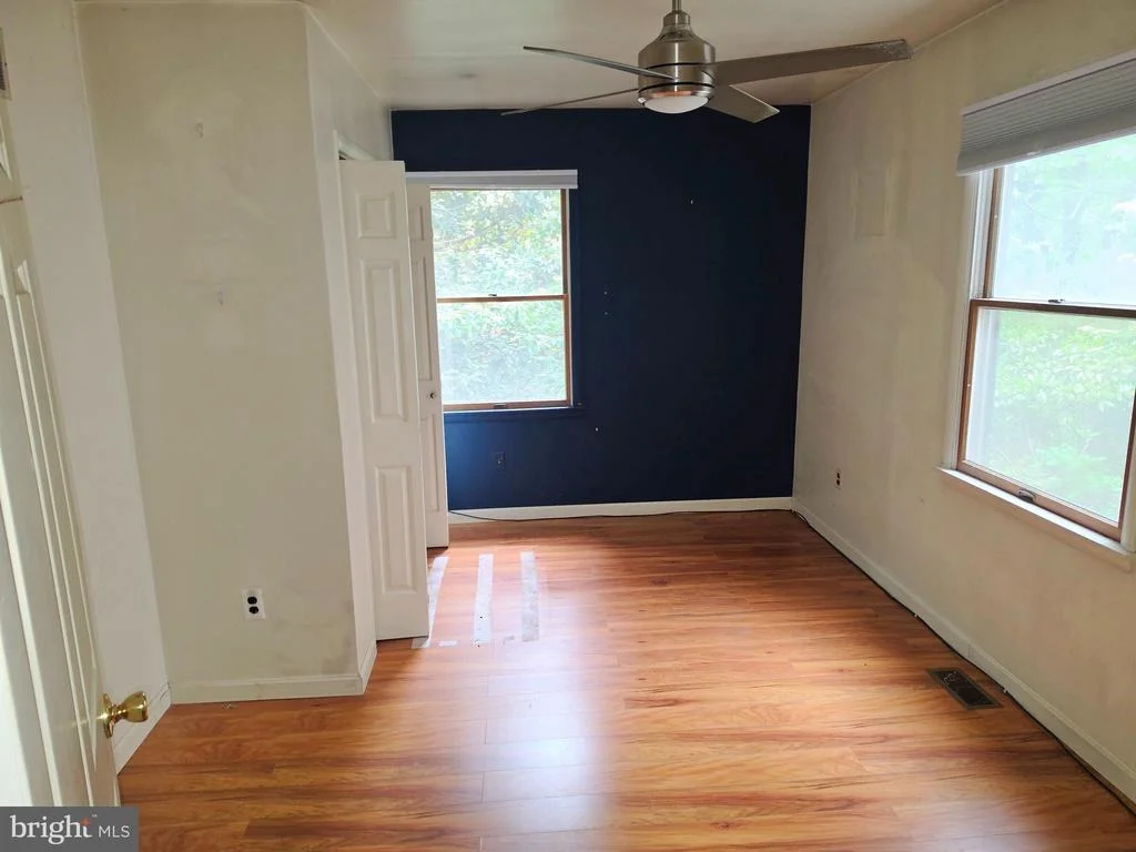 Photo of 5424 GLENVIEW ROAD