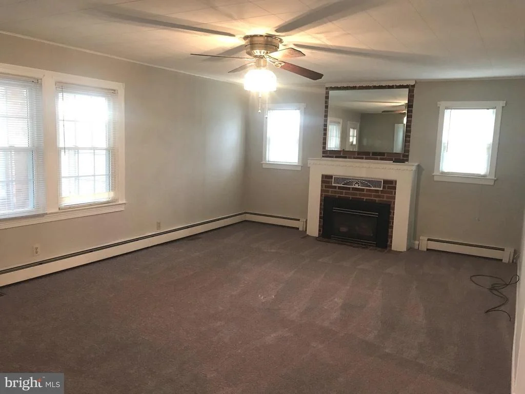Photo of 16307 ASHBOX ROAD