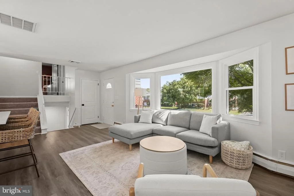Photo of 906 SOUTHWICK DRIVE