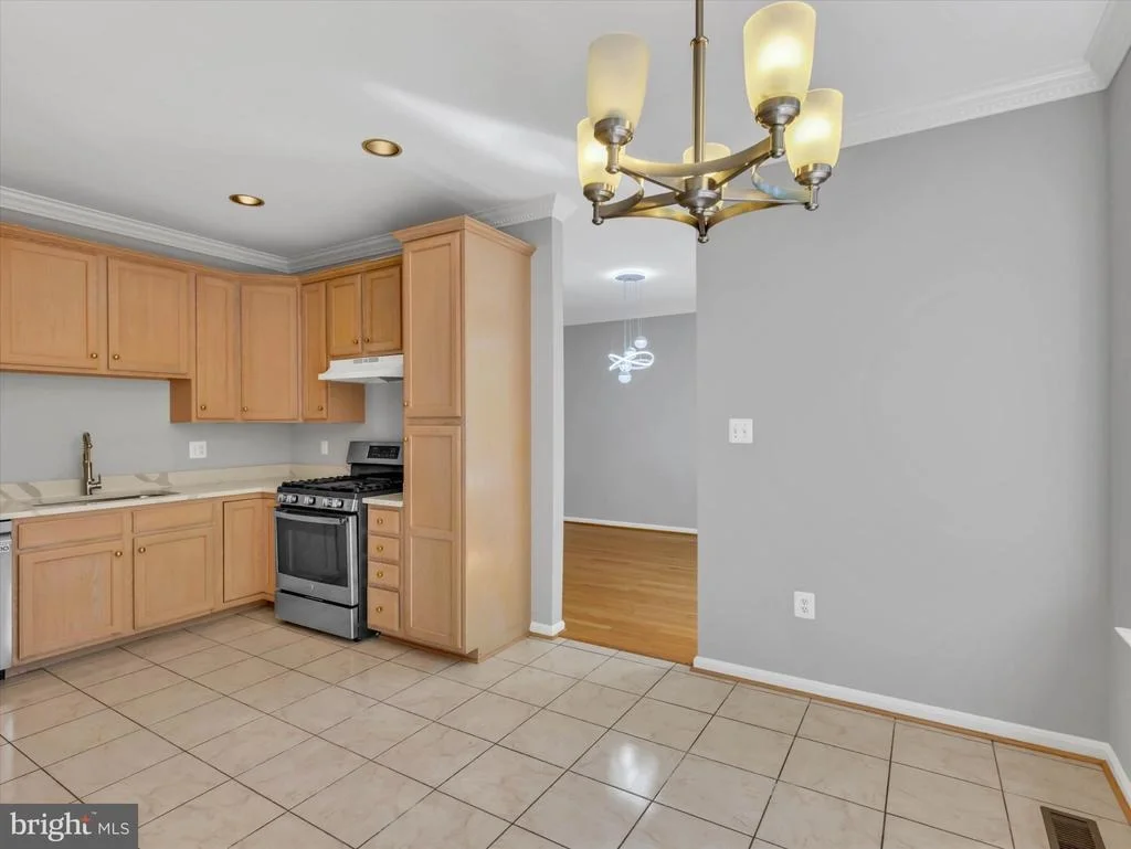 Photo of 8104 PEPPER RIDGE WAY