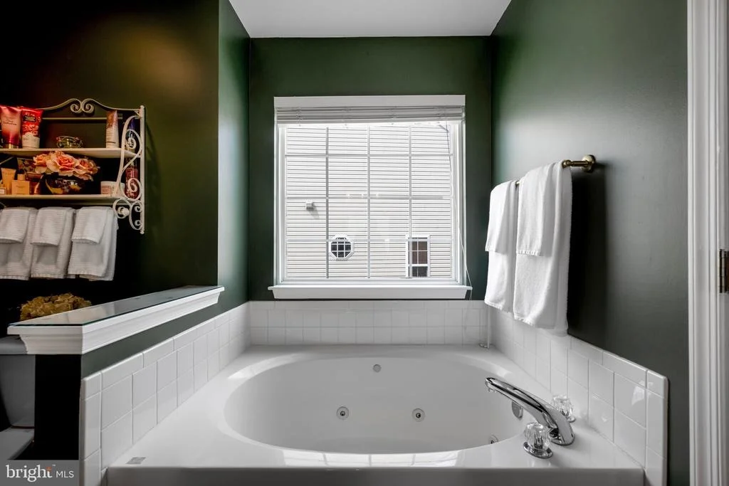 Photo of 9693 ROYAL CREST CIR