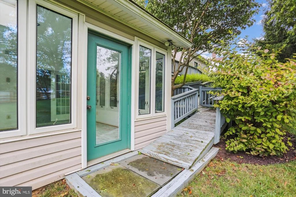 Photo of 6609 GARRETT ROAD