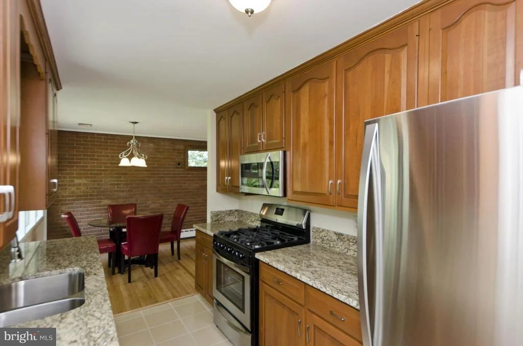 Photo of 6631 IVY HILL DRIVE