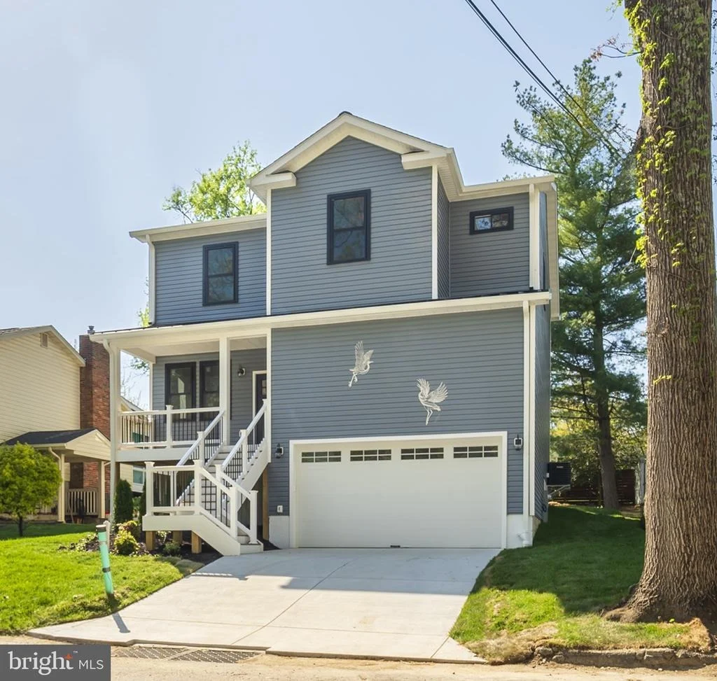 Photo of 584 PARK ROAD