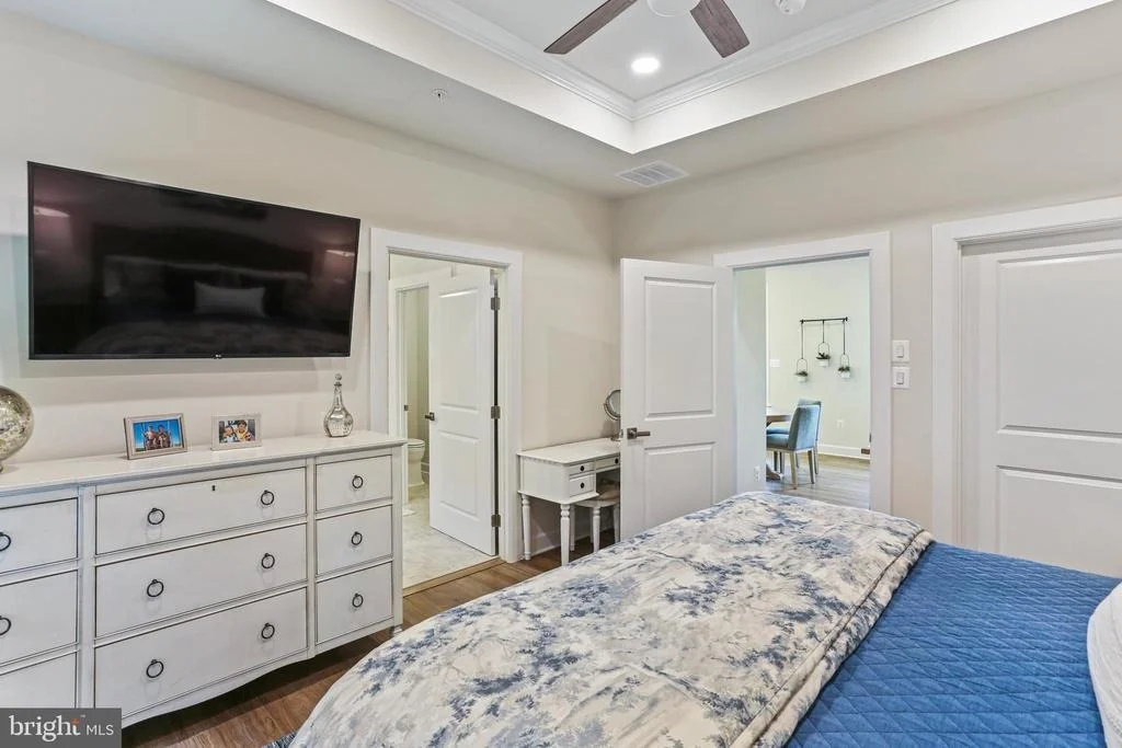 Photo of 384 CROWN POINT DRIVE