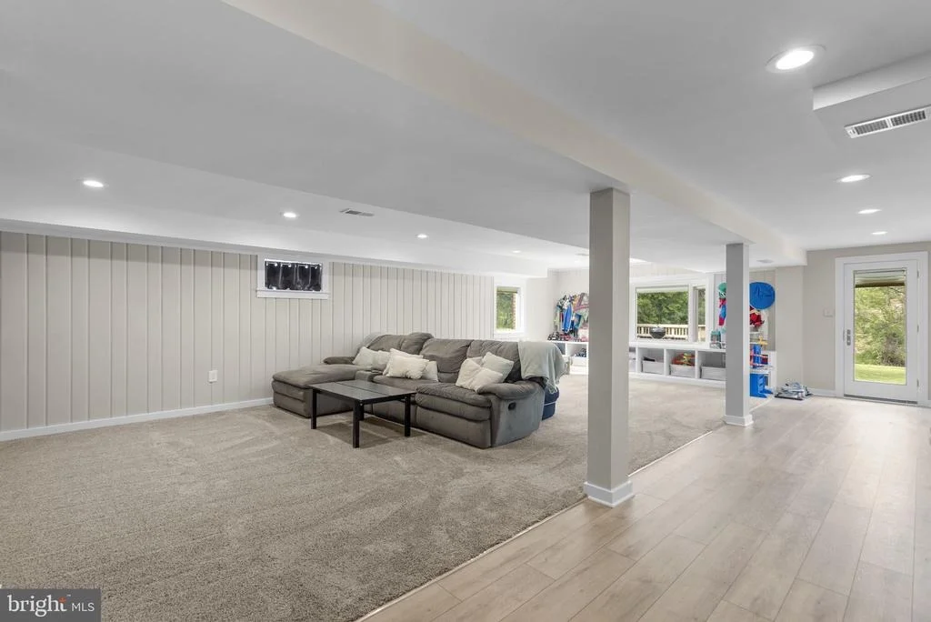 Photo of 1124 TANLEY ROAD