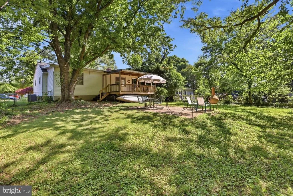 Photo of 735 WARREN DRIVE