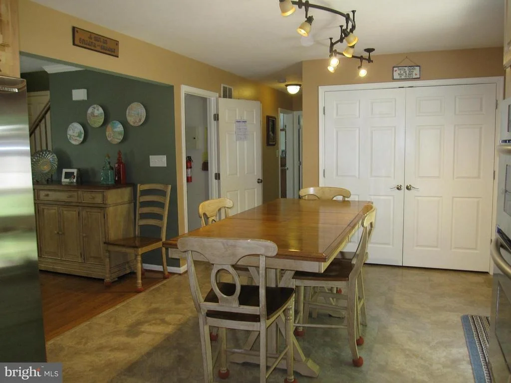 Photo of 10600 WARD ROAD
