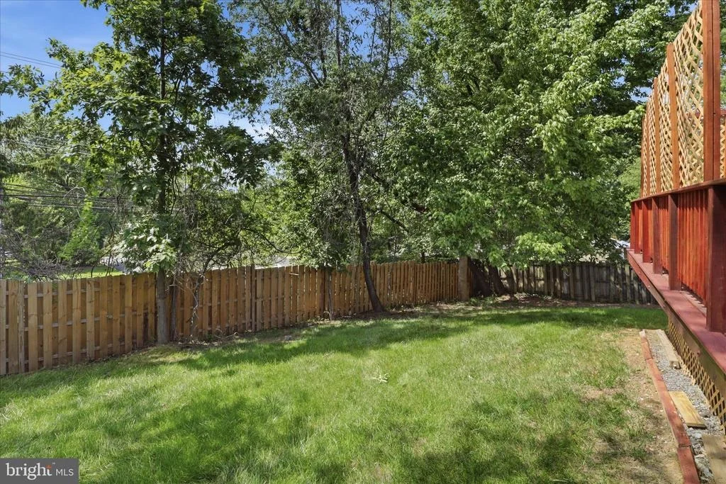 Photo of 8615 AQUEDUCT ROAD