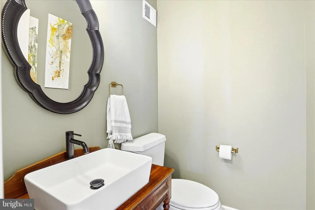 Photo of 2379 BEAR DEN ROAD