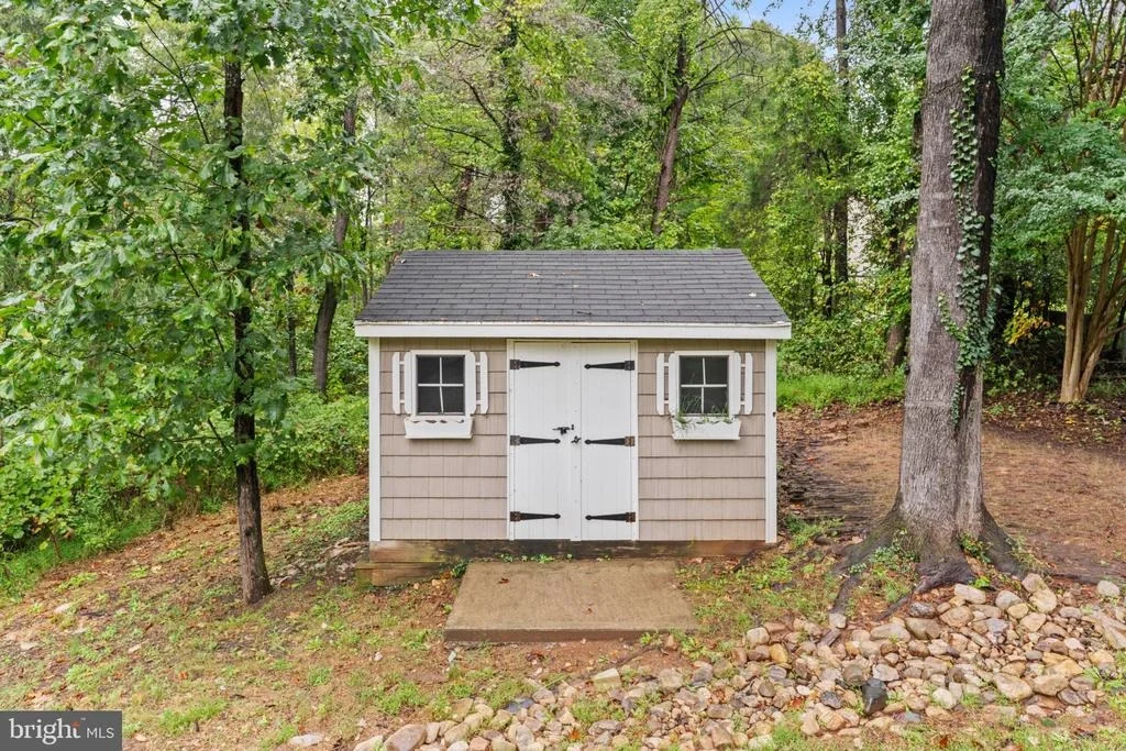 Photo of 7154 CHESTERFIELD DRIVE
