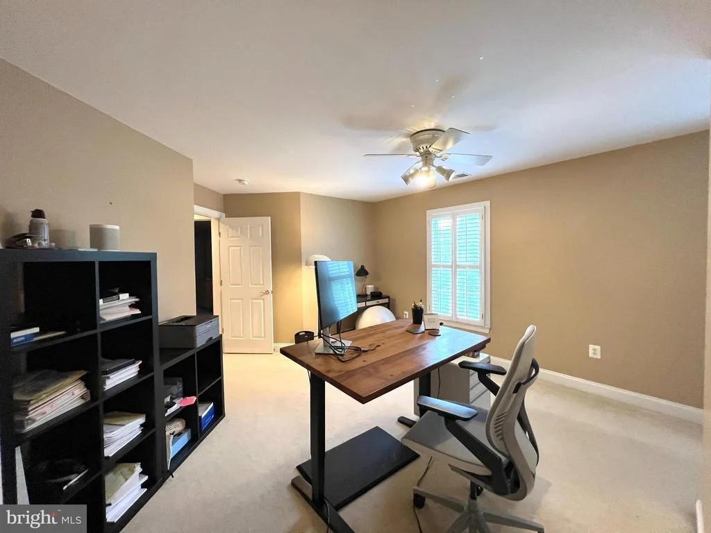 Photo of 807 WOODSIDE PARKWAY