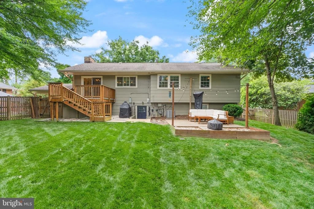 Photo of 8446 PORTER LANE