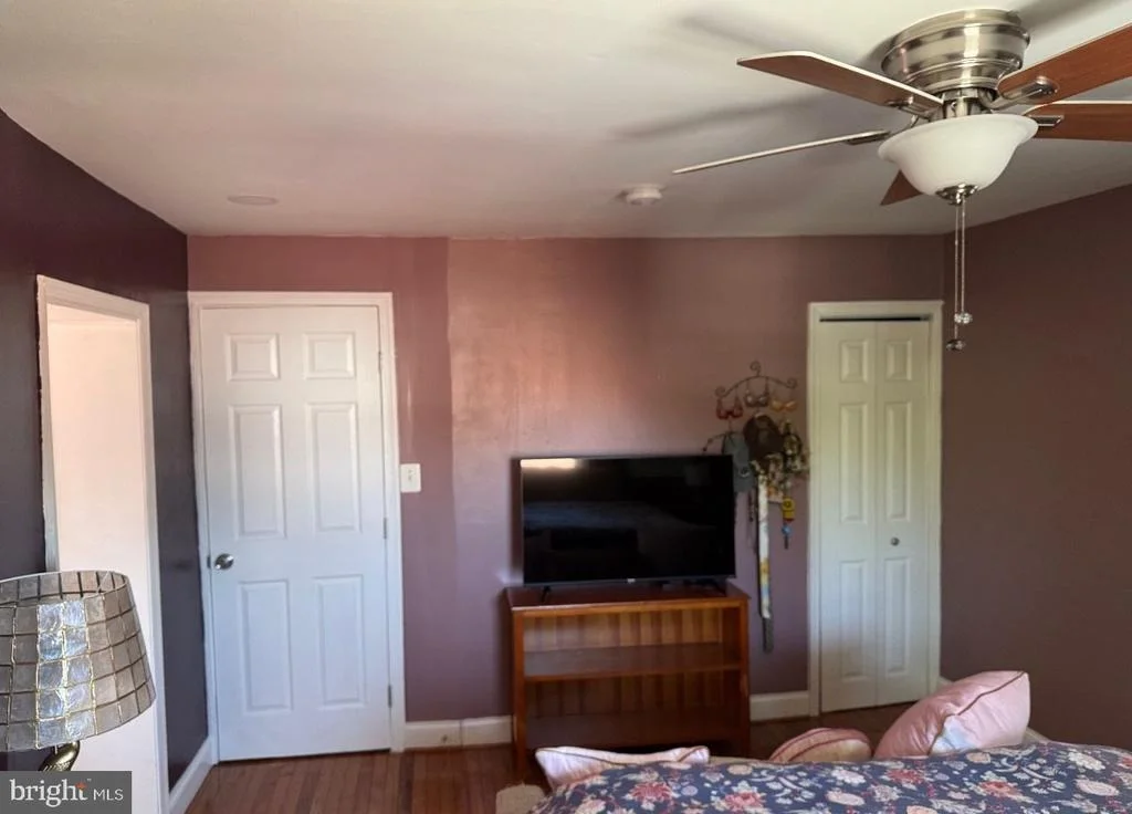 Photo of 4818 SHERIFF ROAD NE