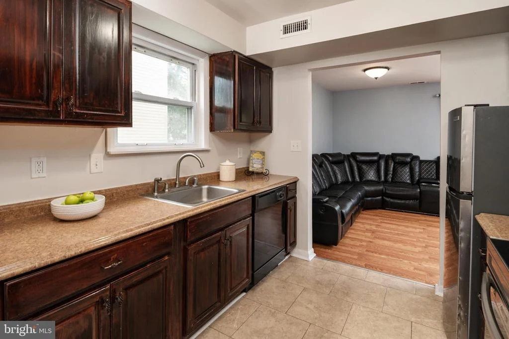 Photo of 1734 RIDGELY ROAD