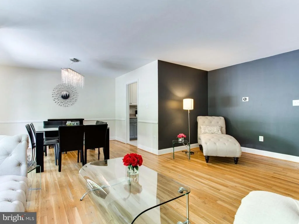 Photo of 9906 GREENVIEW LANE