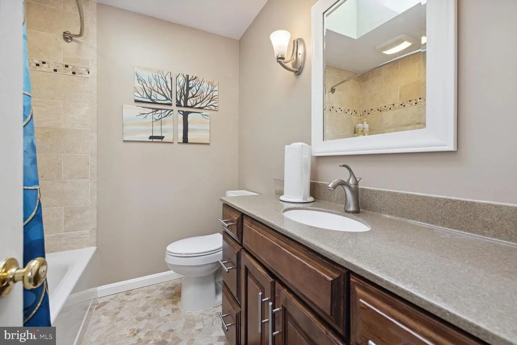 Photo of 4703 IRIS PLACE