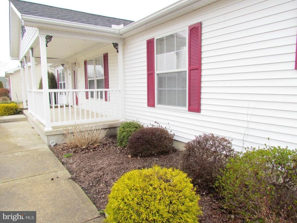 Photo of 402 MOORE PLACE
