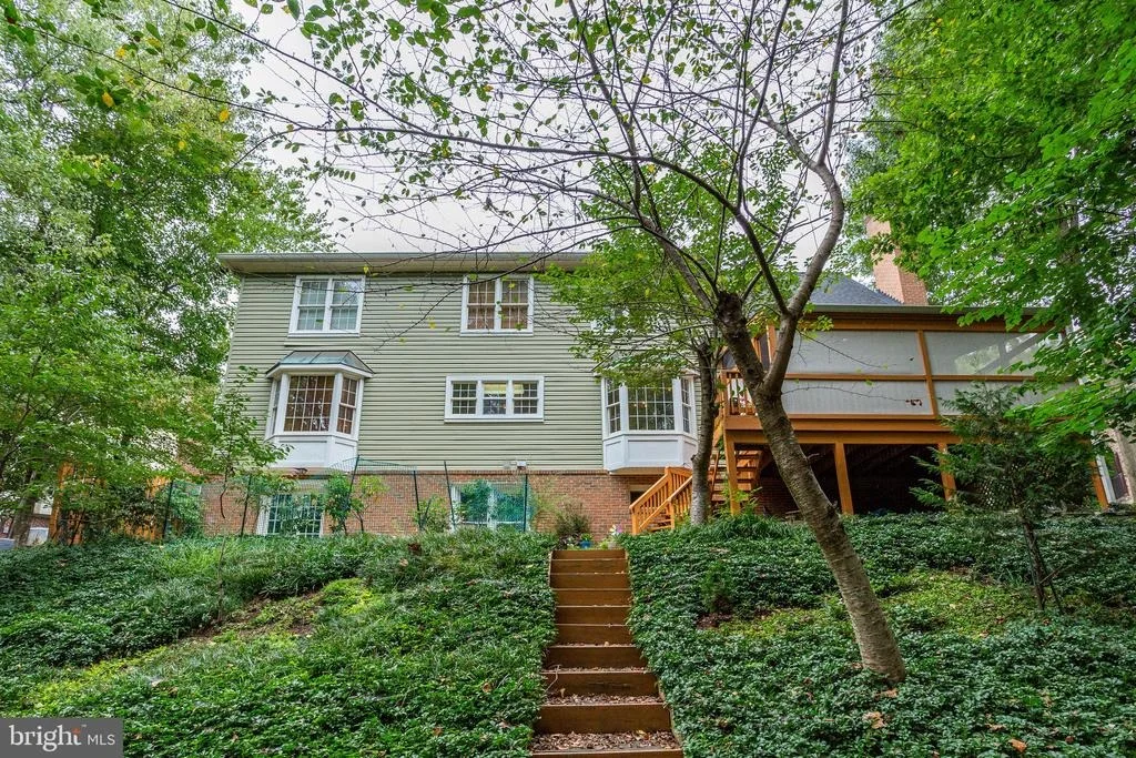Photo of 9705 CYMBAL DRIVE