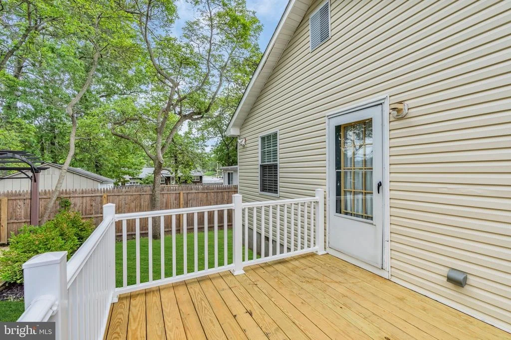 Photo of 1838 WHITCOMB ROAD