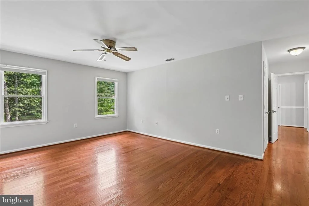 Photo of 8253 HONEYSUCKLE ROAD