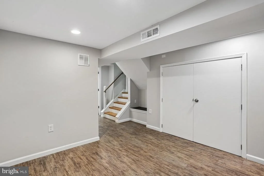 Photo of 811 KENBROOK DRIVE