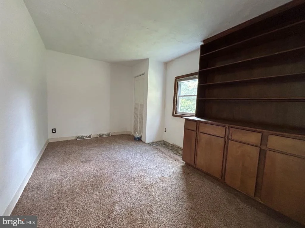 Photo of 4850 DAYTON PLACE