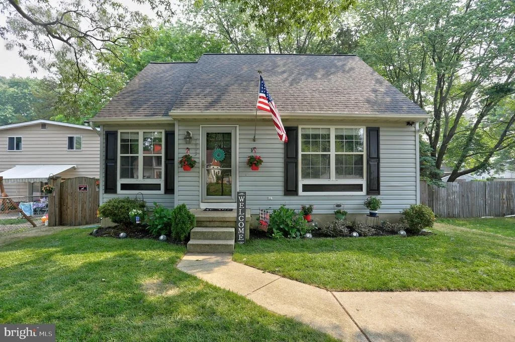 Photo of 7803 W SHORE ROAD