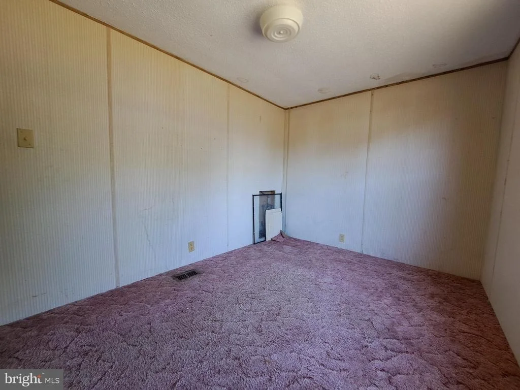 Photo of 6706 WHITELEY ROAD