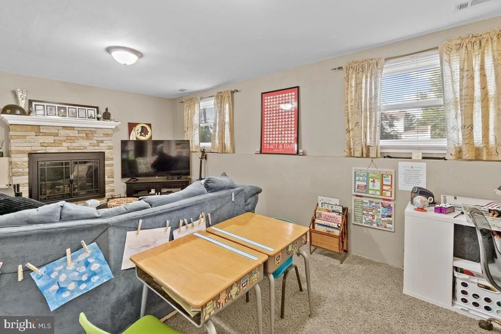 Photo of 4403 FELDSPAR ROAD
