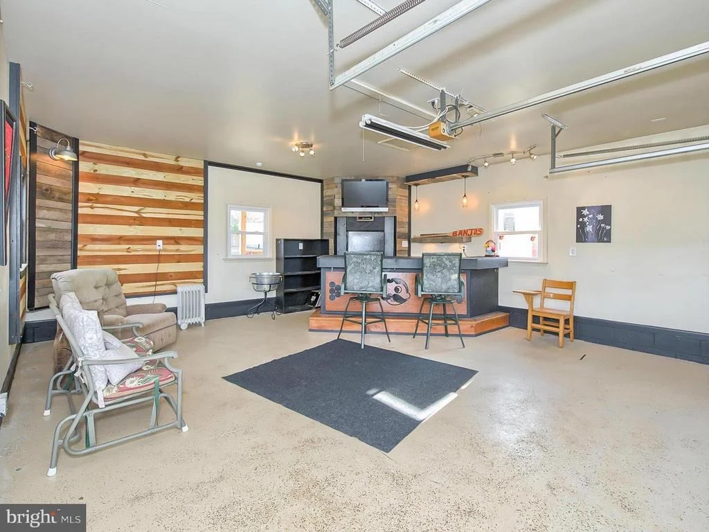 Photo of 4723 OLD MIDDLETOWN ROAD