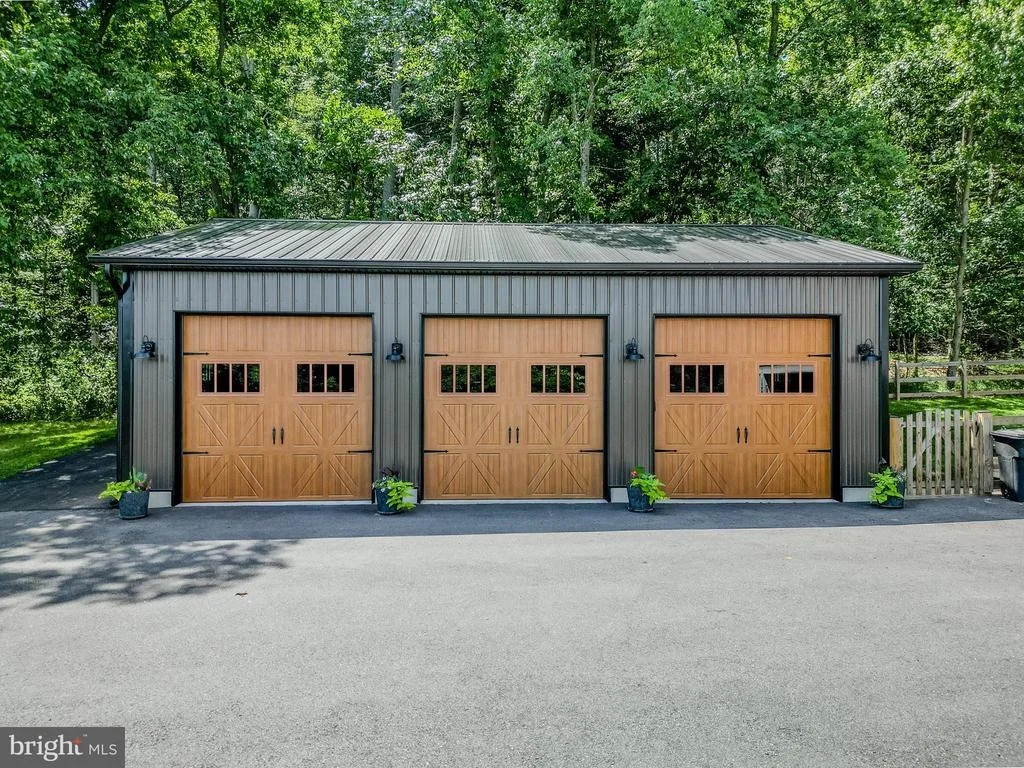 Photo of 3270 PIPE CREEK VIEW DRIVE