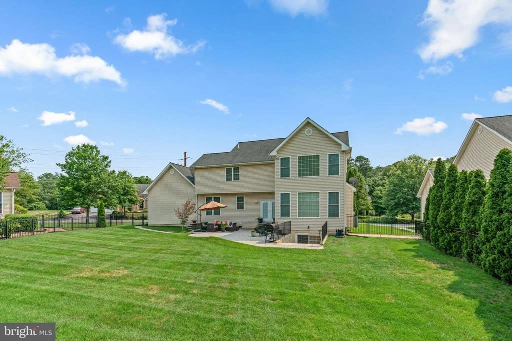 Photo of 439 UNIVERSITY DRIVE