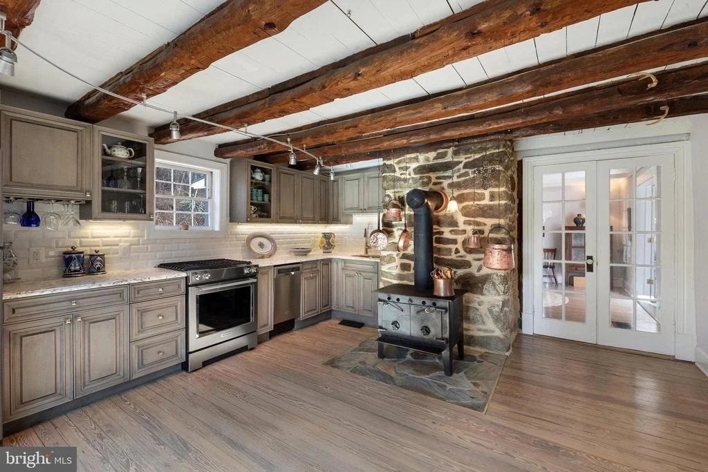 Photo of 3396 COBBLER MOUNTAIN ROAD