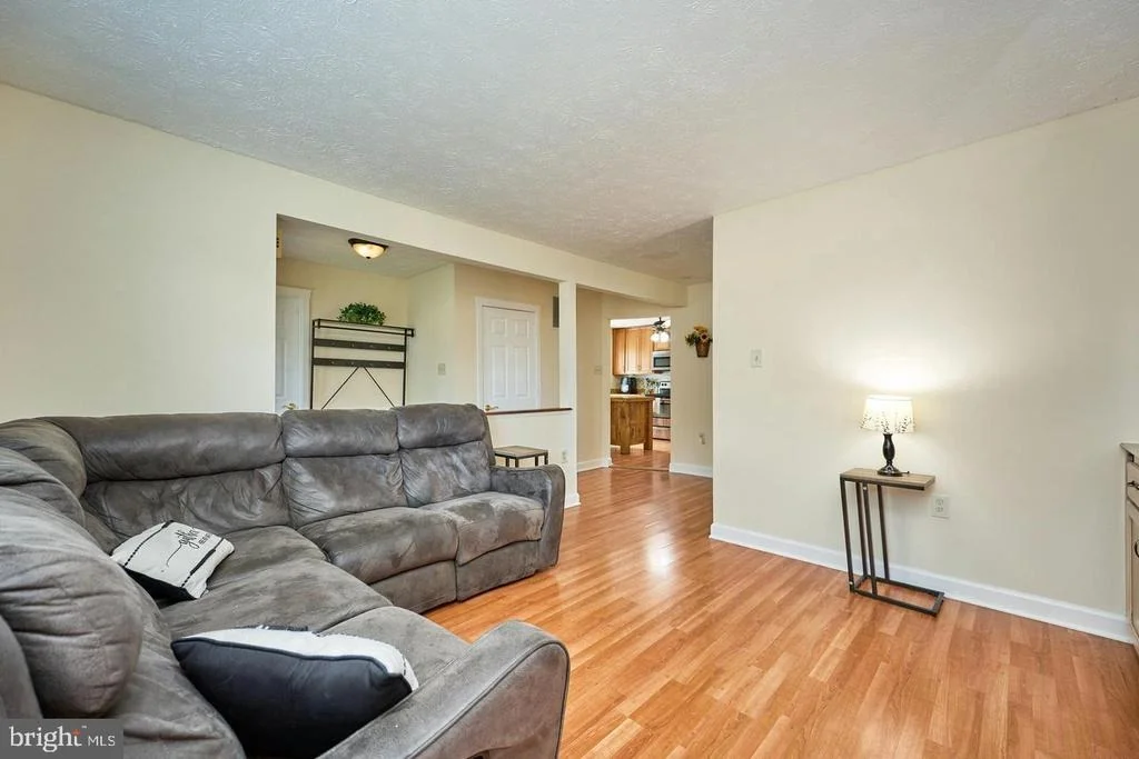 Photo of 806 RUST DRIVE NE