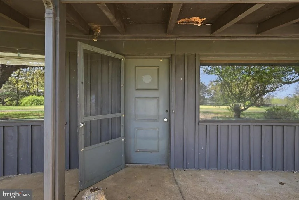 Photo of 2517 FIVE POINTS ROAD