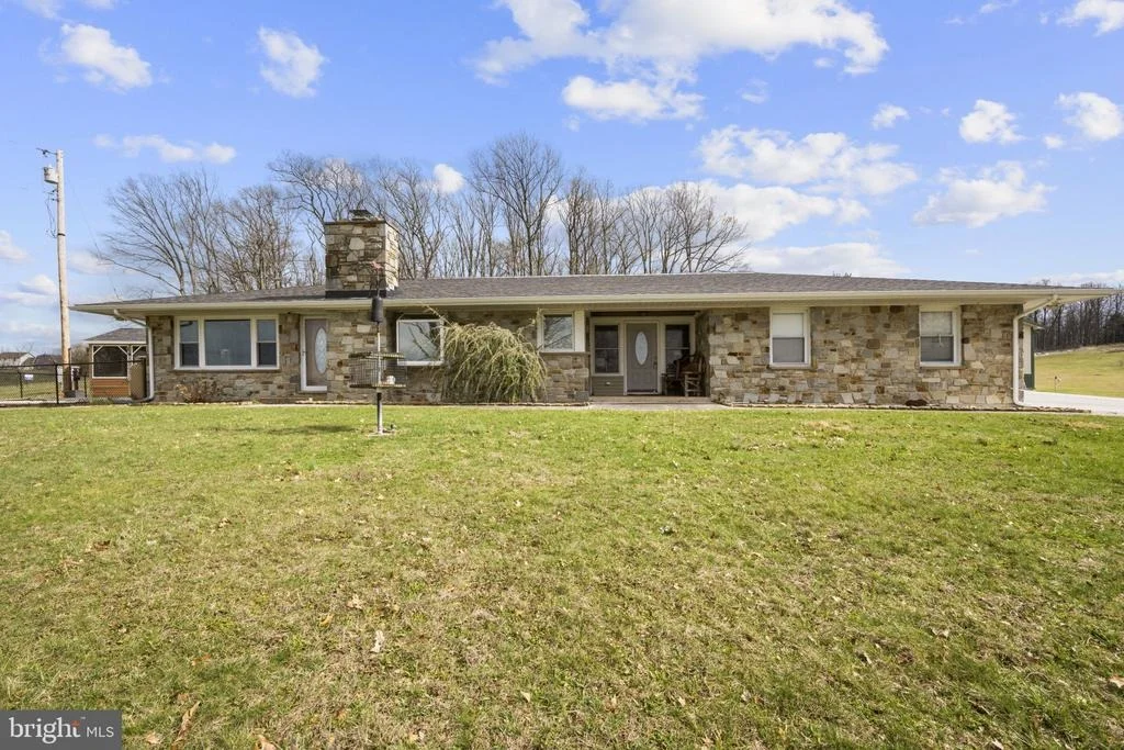 Photo of 5111 HANOVER PIKE