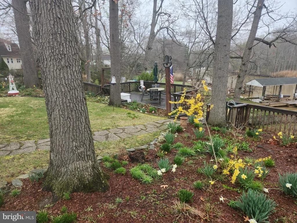 Photo of 215 GARNETT ROAD