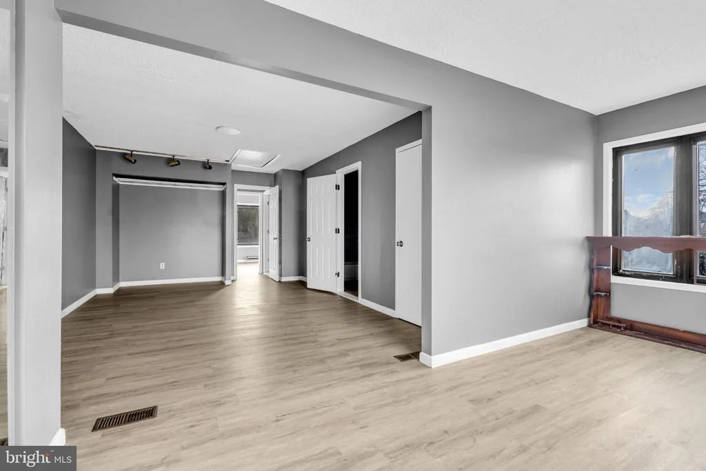 Photo of 22 PERSHING LANE