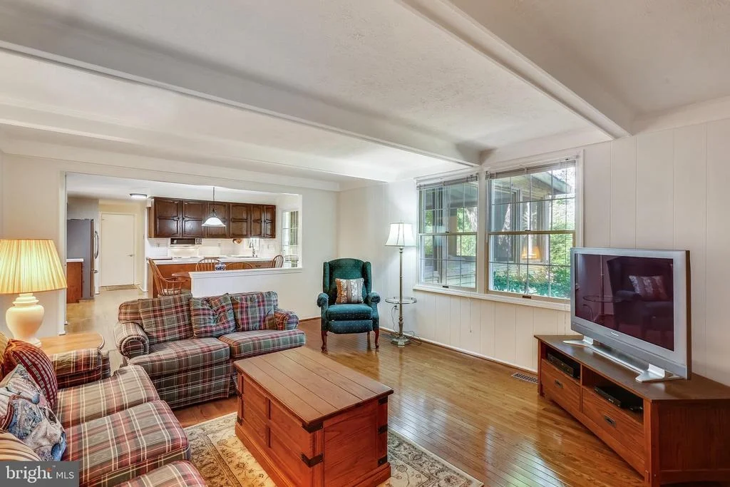 Photo of 9301 HUNTMASTER ROAD
