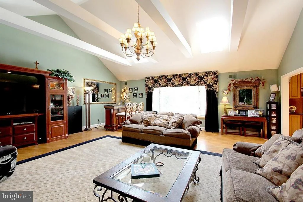 Photo of 22218 CREEKVIEW DRIVE