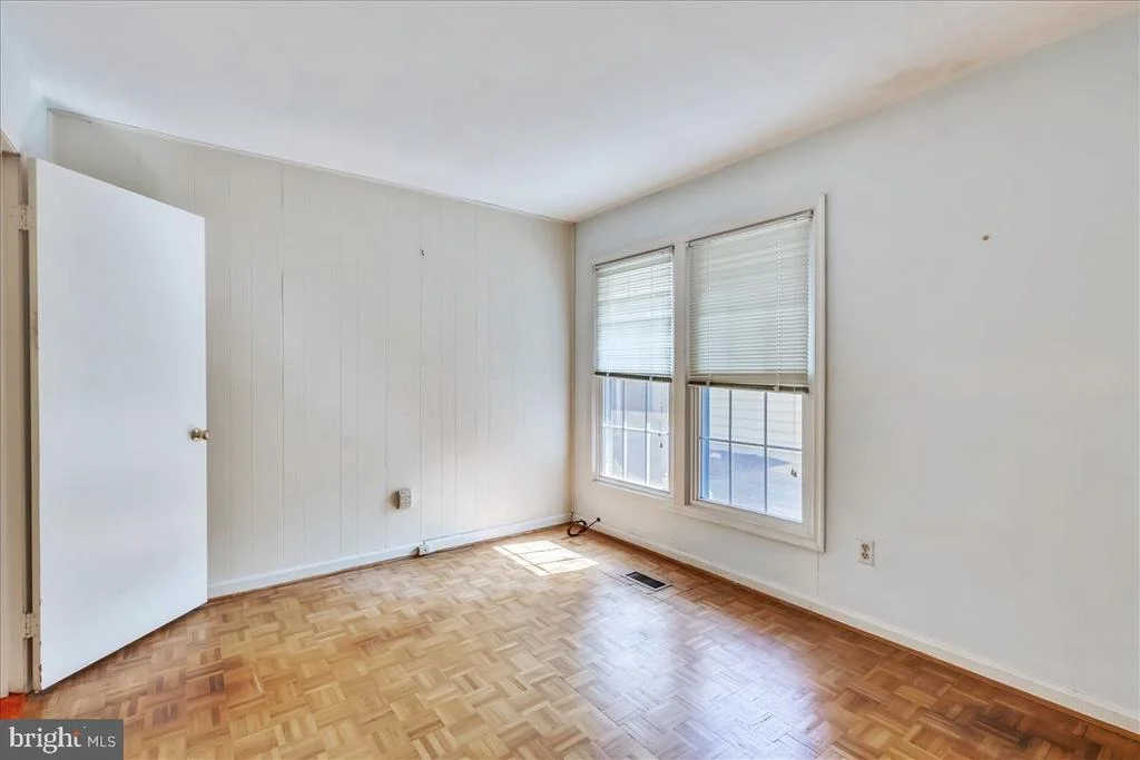 Photo of 3005 BIRCHTREE LANE