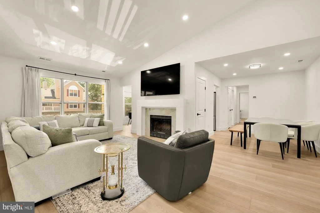 Photo of Unit 21 at 18254 ROLLING MEADOW WAY