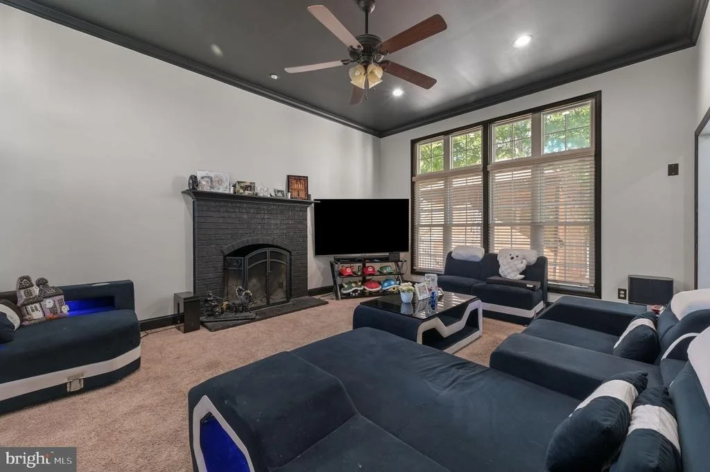 Photo of 32 RIDGEWAY CIRCLE