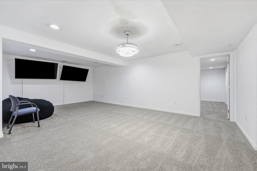Photo of 21 WHIRLPOOL WAY