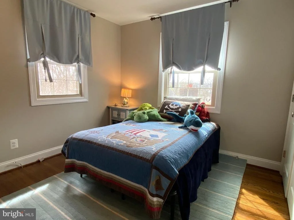 Photo of 919 JUNIPER PLACE