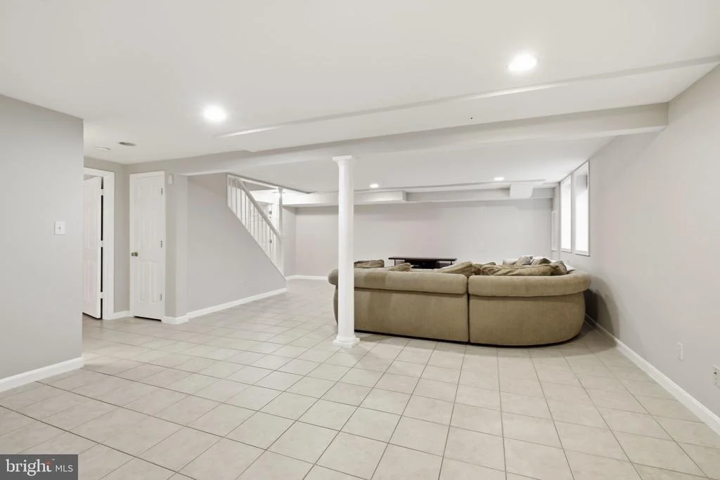 Photo of 3800 QUEEN MARY DRIVE